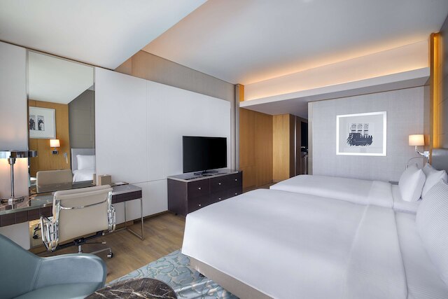 ヒルトン ドバイ パーム ジュメイラ