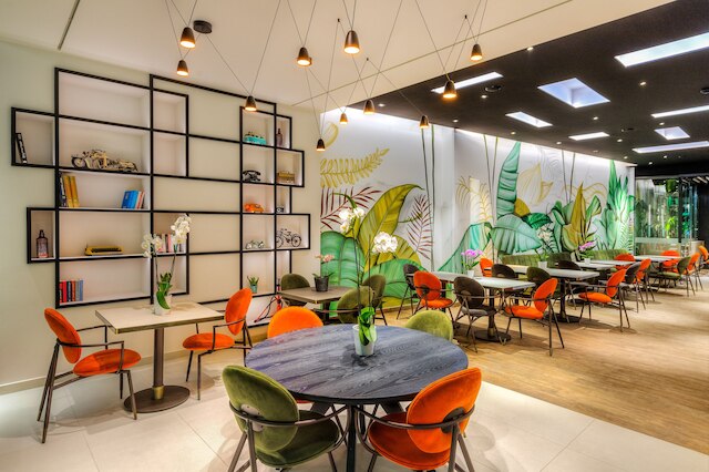 イビス 4 ブティック ホテル