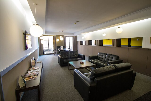 ホテル モデルノ バルセロナ