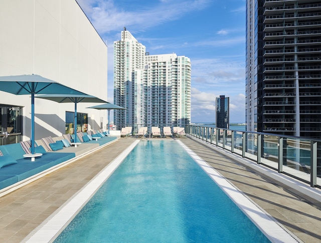 シチズンM マイアミ ブリッケル