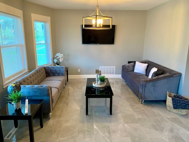 ザ メイド オブ ザ ミスト ヴィラ ヤード & パーキング