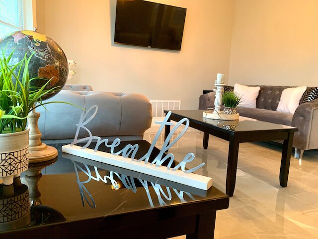 ザ メイド オブ ザ ミスト ヴィラ ヤード & パーキング