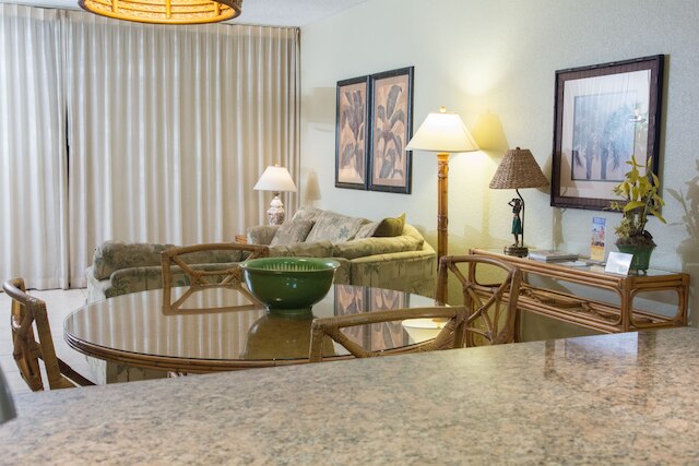 カアナパリショアーズ 161 2 ベッドルーム コンド バイ レッドオーニング