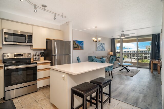 マウイ バニヤン H506 1 ベッドルーム コンドミニアム バイ レッドオーニング