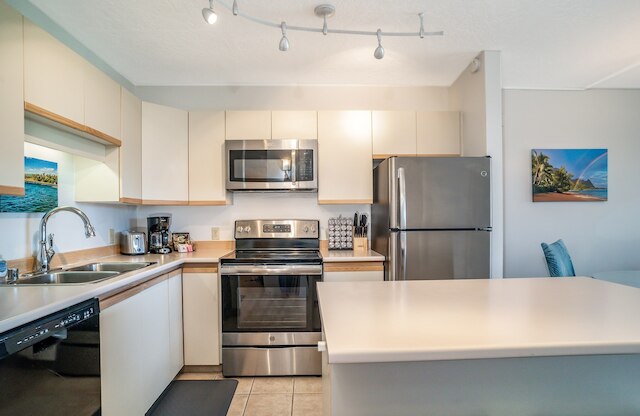 マウイ バニヤン H506 1 ベッドルーム コンドミニアム バイ レッドオーニング