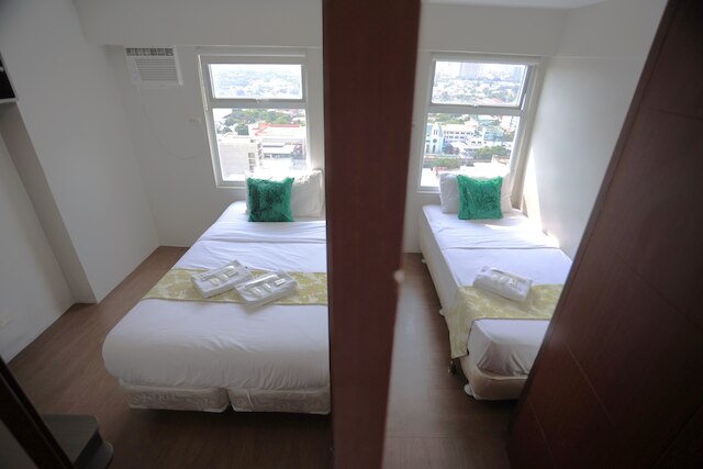 ギルモア タワー スイーツ バイ SMS ホスピタリティ