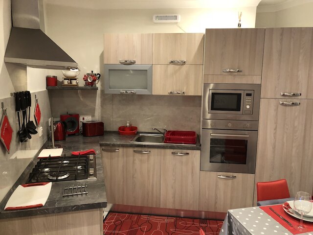 "1. ビーチに近い豪華な2ベッドペントハウスの海の眺め！"