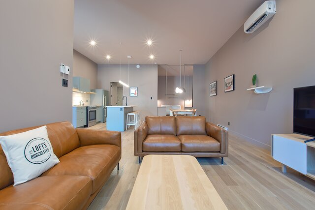 レ ロフツ ドゥ ラ ファブリク - バイ レ ロフツ ヴュー ケベック