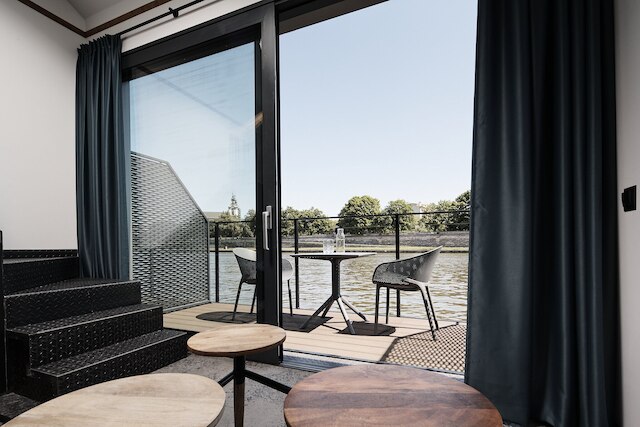 ニュー ポート ホテル