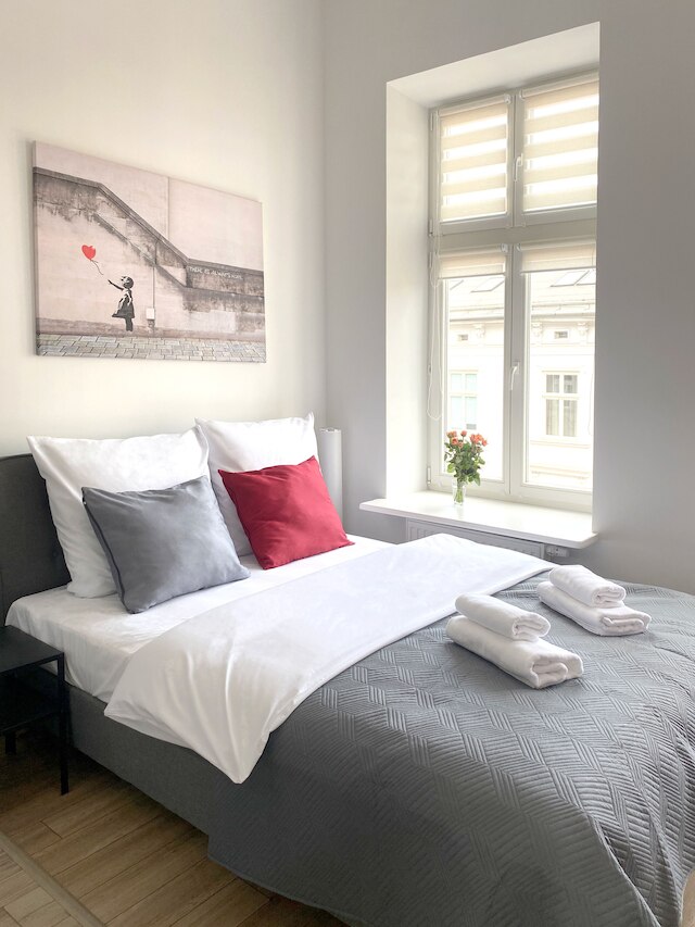 スタロビィスルナ 41-43 バイ P アパートメンツ