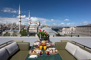 メスト ホテル イスタンブール シルケジ