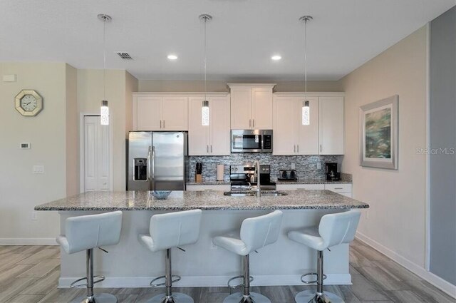 ストーリー レイク 4 ベッドルーム タウンホーム 4 タウンハウス バイ レッドオーニング