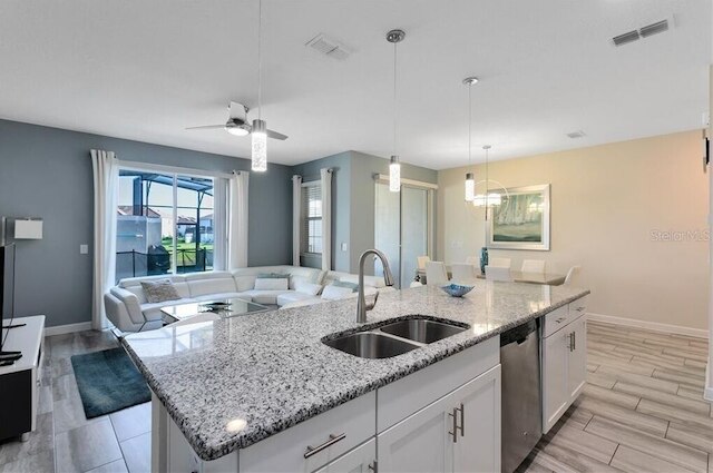 ストーリー レイク 4 ベッドルーム タウンホーム 4 タウンハウス バイ レッドオーニング