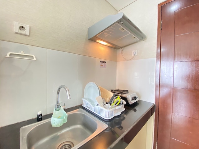 ミニマリスト デコール スタジオ アパートメント アット ゲートウェイ パスツール