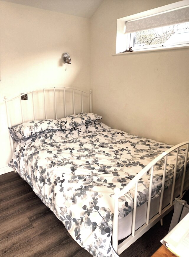 モダン デタッチド バンガロー