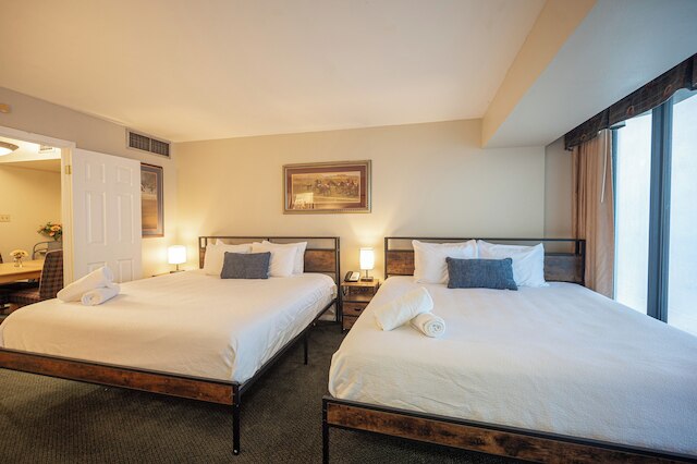 ペントハウス スイート オン ザ ストリップ - 6 コンフィー ベッズ