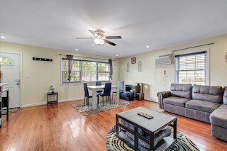 モダン コージー 3 ベッドルーム ホーム ジャスト 10 ミンズ フロム JFK! 3 ベッドルーム レジデンス