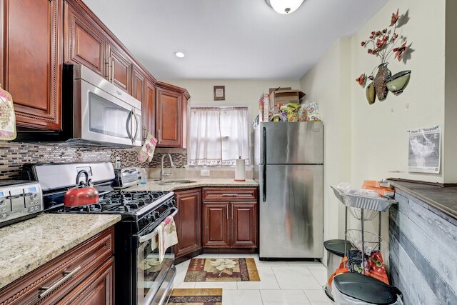 モダン コージー 3 ベッドルーム ホーム ジャスト 10 ミンズ フロム JFK! 3 ベッドルーム レジデンス by RedAwning