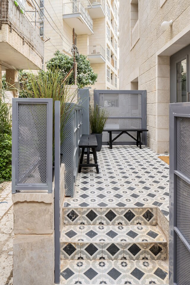 ミスター アグリッパ - バイ TLV2 ゴー