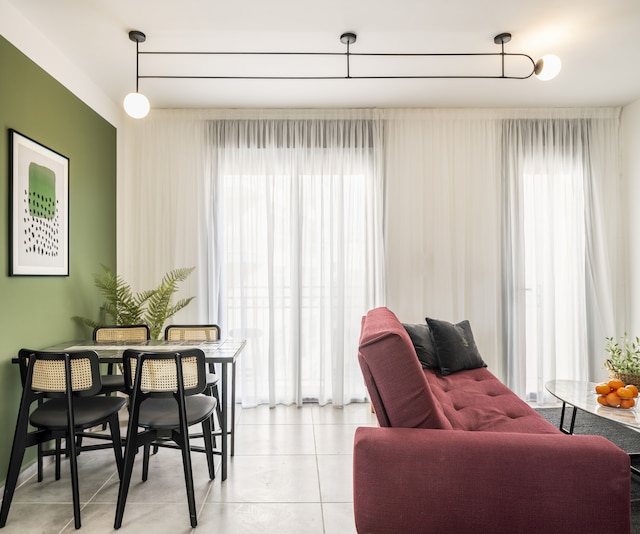 ミスター アグリッパ - バイ TLV2 ゴー