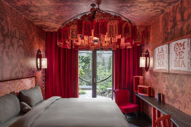 25 アワーズ  ホテル フローレンス ピアッツァ サン パオリーノ