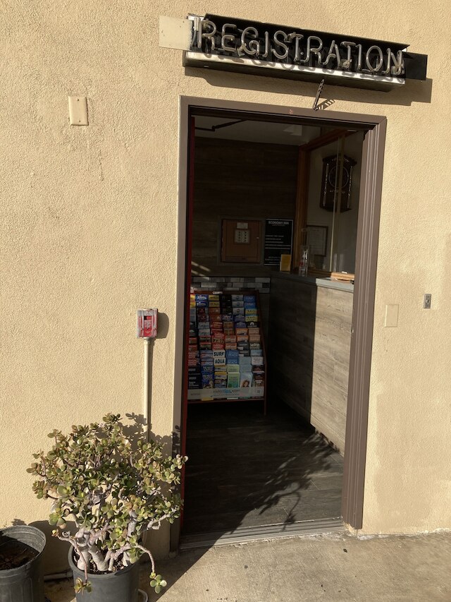 エコノミー イン LAクス