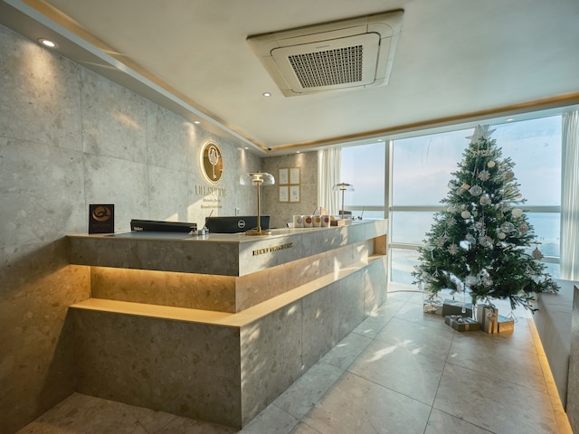 UH Suite The Haendae