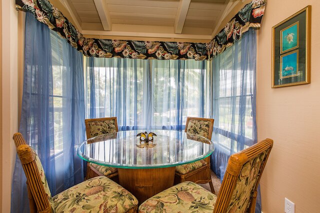 マウナ カイ バイ Vロ スト