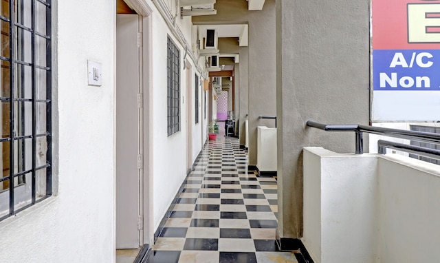 グル コンフォート 100 m フロム アポロ ホスピタル