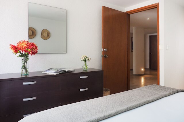 エンカンタドール ベルリン バイ ザ ローカル ウェイ