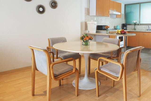 エンカンタドール ベルリン バイ ザ ローカル ウェイ