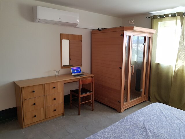 ラスティック ヴィラ ウィズ プール, スリープス 6 & テラス