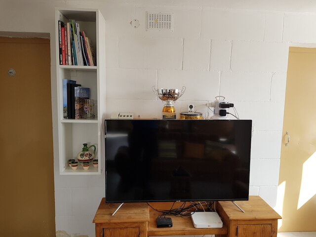 ラスティック ヴィラ ウィズ プール, スリープス 6 & テラス