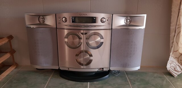 ラスティック ヴィラ ウィズ プール, スリープス 6 & テラス