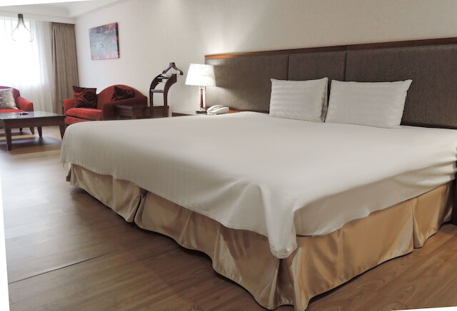 CHECK inn Taipei Neihu