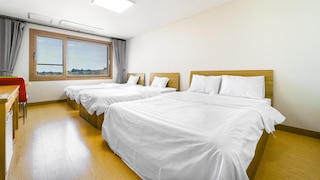 Jeju Samda Hostel
