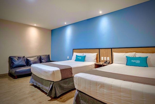 アイェンダ コンチネンタル メキシカーノ