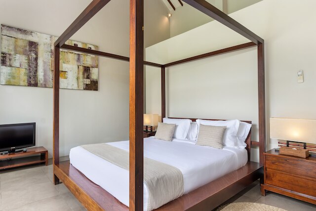 ヴィラ アリス ドゥア バイ ヴィラ ファインダー