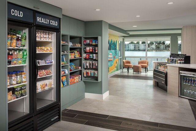 ホーム 2 スイーツ バイ ヒルトン マイアミ エアポート サウス ブルー ラグーン