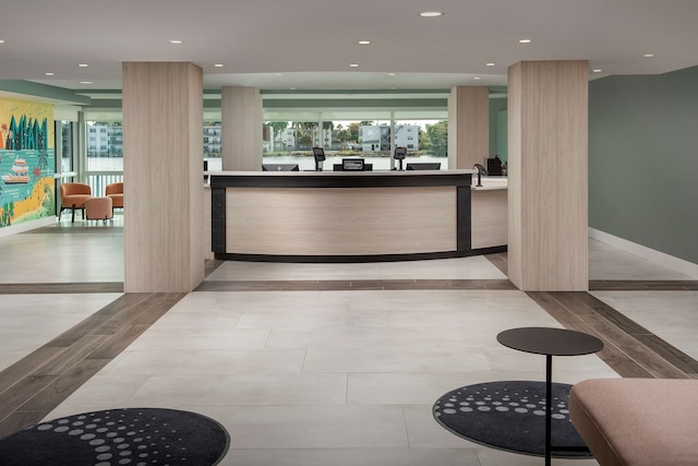 ホーム 2 スイーツ バイ ヒルトン マイアミ エアポート サウス ブルー ラグーン