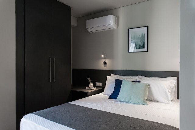 WYズ アテネ アパートメンツ バイ アップストリート