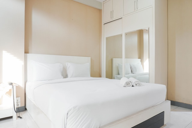 コージー スタジオ アパートメント ウィズ シティ ビュー アット タマンサリ スディルマン