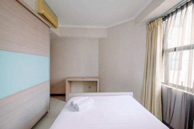 スペーシャス フォー 2ッBR アパートメント アット スディルマン タワー コンドミニアム