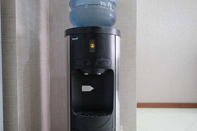 スペーシャス フォー 2ッBR アパートメント アット スディルマン タワー コンドミニアム