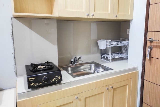 コンフィ アンド ミニマリスト スタジオ アット ヴィダ ビュー アパートメント