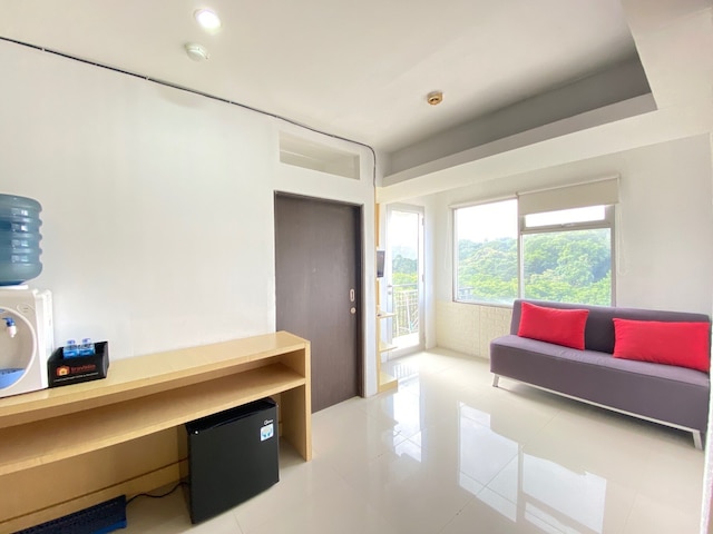 コンフォータブル 22ッBR アパートメント AC イン リビング ルーム アット ザ ジャルディン チハンペラス