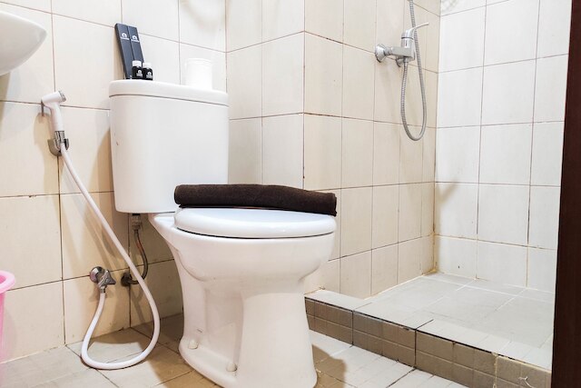 コンフォータブル スタジオ ルーム アット ヴィダ ビュー マカッサル アパートメント