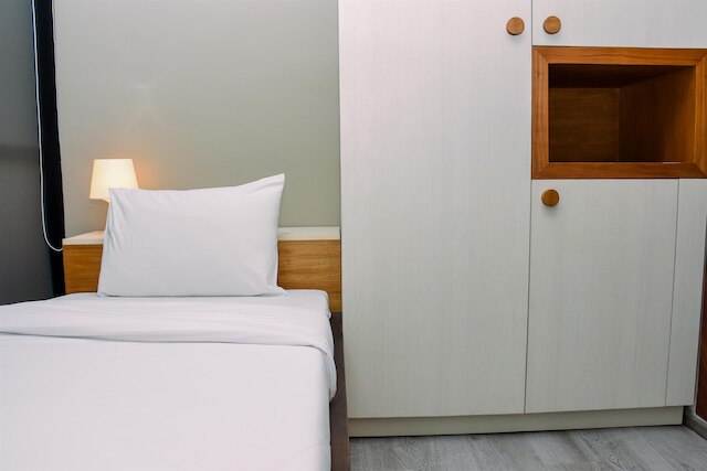 スーパー アンド ブランド ニュー 2ッBRム アット スディルマン スイーツ アパートメント