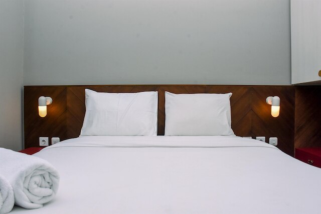 スーパー アンド ブランド ニュー 2ッBRム アット スディルマン スイーツ アパートメント