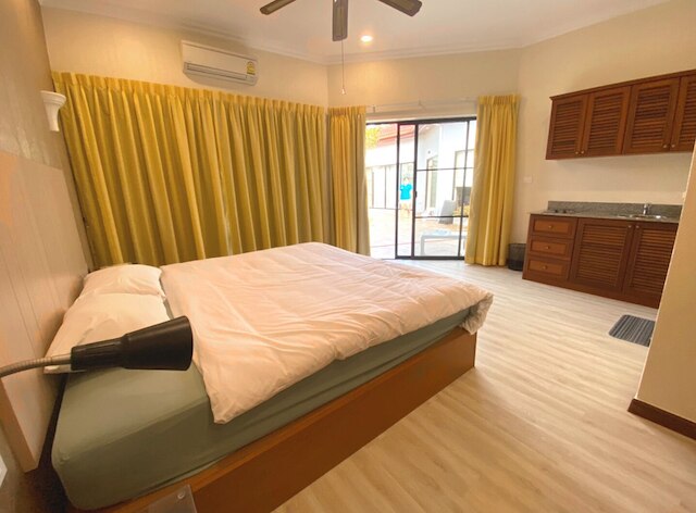 ビュー タレイ ヴィラ - パタヤ ホリデイ ハウス